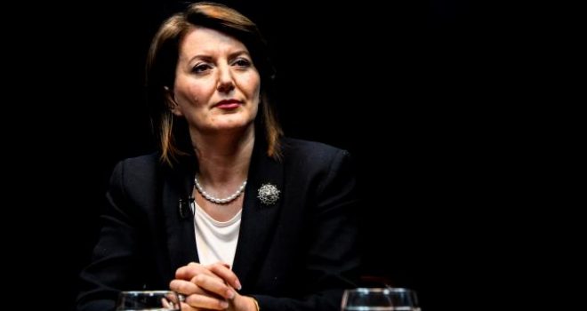 Presidentja refuzon të dekretojë ambasadorët e propozuar nga MPJ