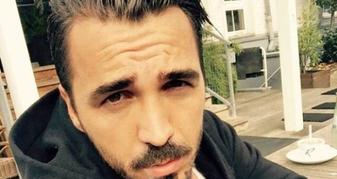 Blerim Destani mbështillet me flamurin kuq e zi (Foto)