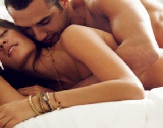 Këtë pozë seksi meshkujt e duan më së shumti (Foto +18)