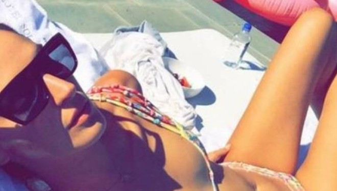 Ja çka i dhuroi burri modeles Emina Cunmulaj për ditëlindje (Foto)