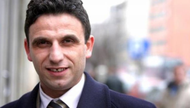 Lajm i mirë për Ernest Lumën. Pranohet në Fakultet (Dokument)
