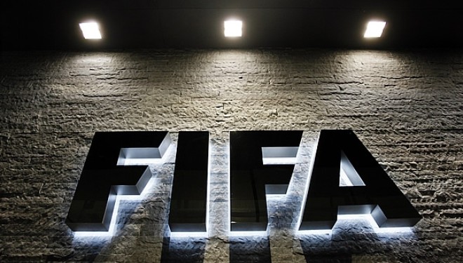 Korrupsioni në FIFA, Zvicra ekstradon një zyrtar