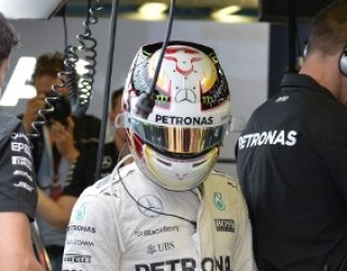 Monza, Mercedes dominon provat e lira
