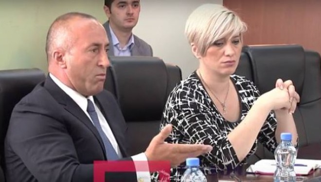 Shikojeni momentin kur Haradinaj e quan Mehën “peder” (Video)