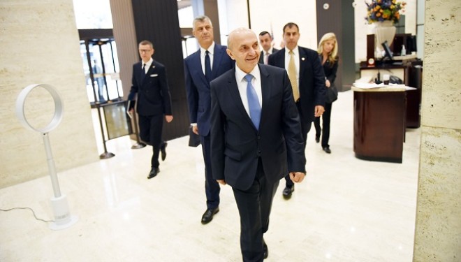 Mustafa në Nju Jork kërkon mbështetje për anëtarësimin e Kosovës në UNESCO dhe INTERPOL (Foto)