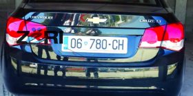 Shesin traktorin për t’i blerë veturë drejtorit (Foto)
