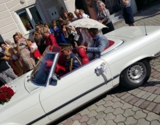 Korabin me nuse e përcjell Garda e Nderit e FSK-së (Foto)