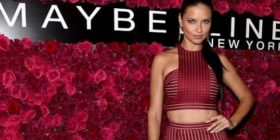 Adriana Lima e dëshmon se është mbretëreshë (Foto)