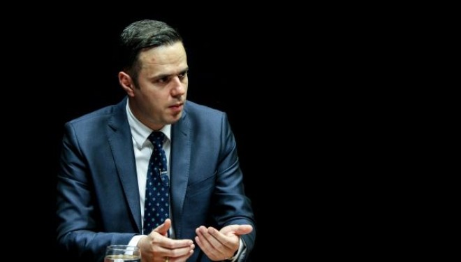 Abdixhiku: 10 milionë eurot në vit për RTK-në, mund të shpërndahen në zhvillim, punë e mirëqenie!