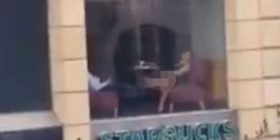 Vajza masturbonte në lokal, i dashuri e filmonte (Video+18)