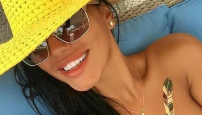 Upssss… Morena i fut duart te “zogu” (FOTO + 18)