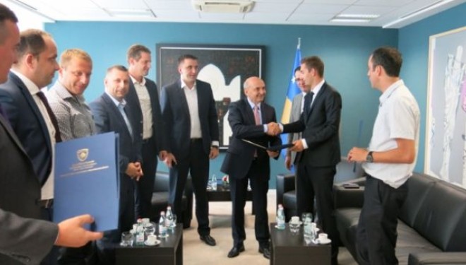 Mustafa plotëson kërkesat e “Srpska’s”, emëron pesë zëvendësministra serb
