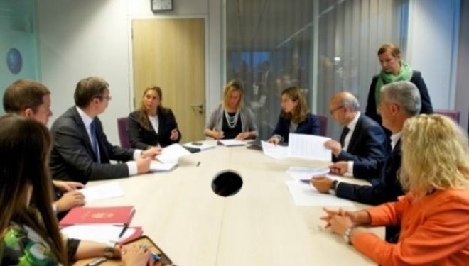 Mediet serbe: Me Asociacionin e humbëm Kosovën