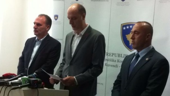 Liderët opozitarë koordinohen për barrikadim në një takim dy orësh