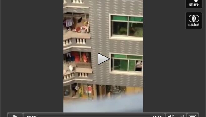 Mbyllini perdet kur të bëni seks (Video+18)