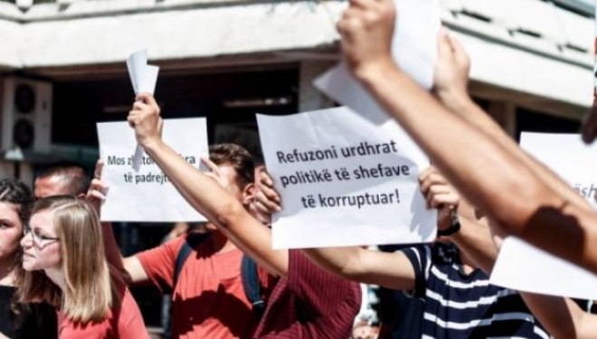 Policia nuk ndalet, arreston edhe një aktivist të VV-së
