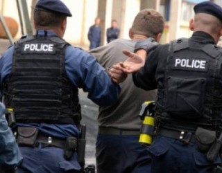 Arrestohet një aktivist i VV-së, një tjetër në kërkim