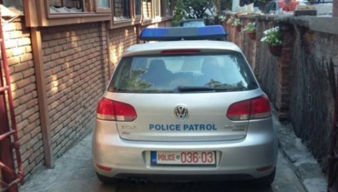 Prishtinë: Arrestohet femra që dëmtoi 500 mijë euro qytetarët me bileta fluturimi