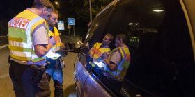Gjermania thotë se përkohësisht do të fillojë me kontrollim të kufijve