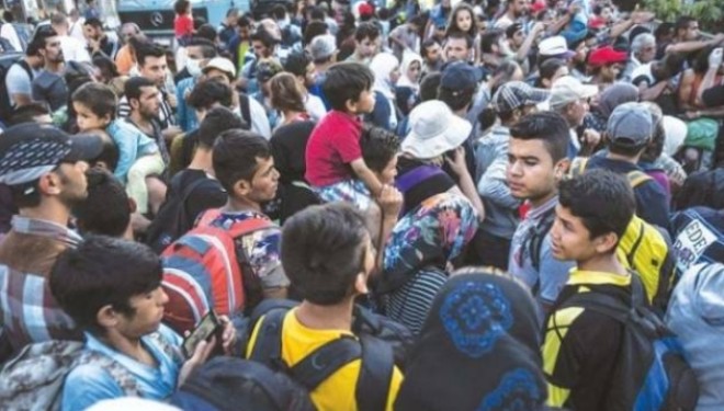 Presheva vazhdon të vërshohet nga refugjatët