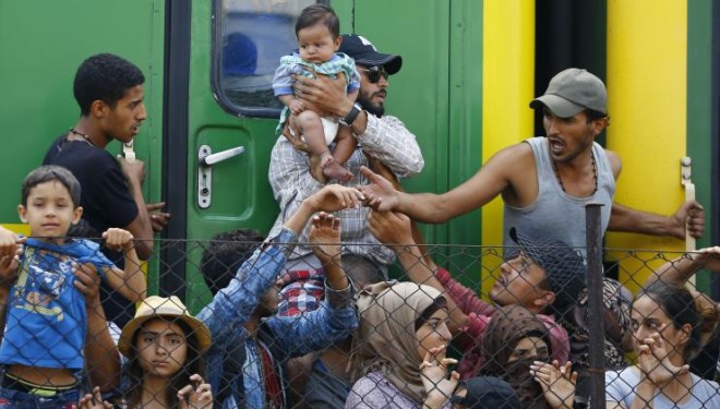 ‘Mbi gjysmë milioni refugjatë kanë kaluar kufirin e BE-së ‘raporton Frontex