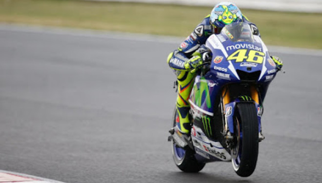 Rossi kërkon podiumin në Aragon