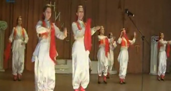 Shqiptarët e Ukrainës kërkojnë ndihmë nga Kosova (Video)