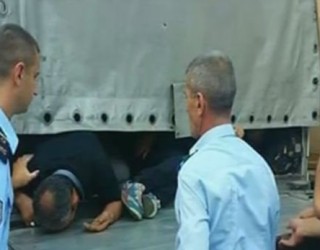 Gjenden 3 sirianë në një kamion në kufirin Kosovë – Maqedoni (Video)