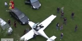 Kapet avioni që importonte drogën nga Shqipëria (Video)