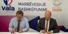 30 mijë studentë universitarë kalojnë në Vala