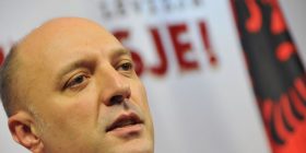 Ymeri: Thaçi president me bekimin e Vuçiqit