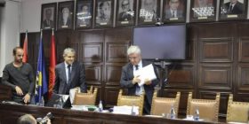 Zejnullahu injoron senatorët, braktis mbledhjen