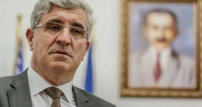 SKANDALOZE || Dhjetëra profesorë të UP-së, që një vit nuk kanë marrë paga