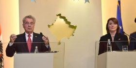 Fischer kthen opozitën në Kuvend (VIDEO)