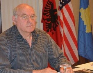 Askushët fodullë e të pacipë janë bërë Perëndi, Zeus