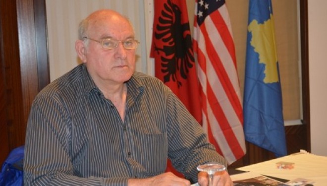 Askushët fodullë e të pacipë janë bërë Perëndi, Zeus