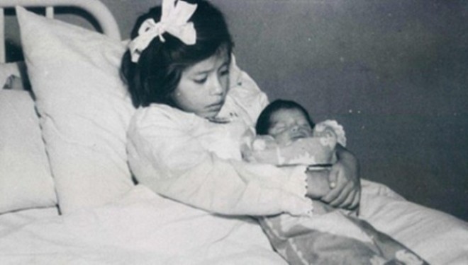 5 vjeçarja, nëna më e re në historinë e njerëzimit (Foto)