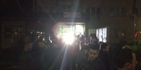 Momenti i ndalimit të Kurtit: “Po më trajtoni si kriminel e jo si deputet”