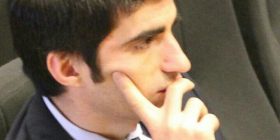 Kur të papunët paguajnë për pak dinjitet…