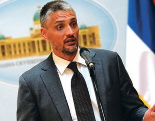 Javoniq kërkon nga Serbia ta njoh sa më shpejtë Kosovën