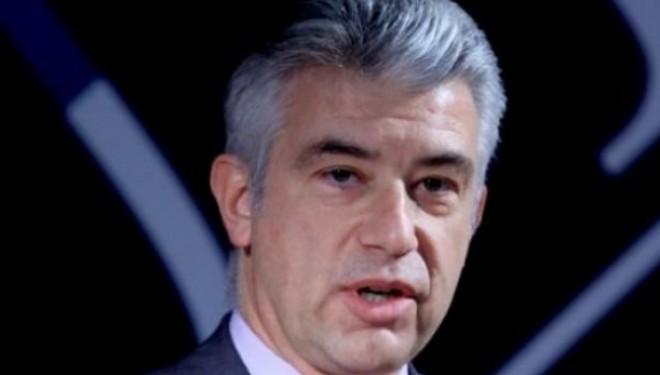 Ernest sot në Prishtinë