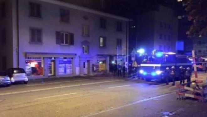 Shqiptarët dhe serbët rrahën në Zurich, intervenon policia (Foto)