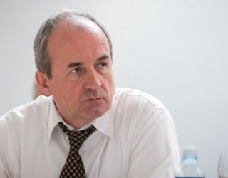 Bugajski: Bllokimi i institucioneve dëmton stabilitetin e Kosovës (Video)