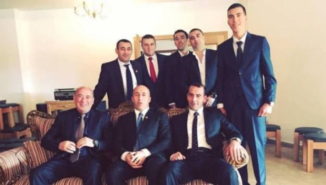 Këta janë meshkujt e familjes Haradinaj (Foto)