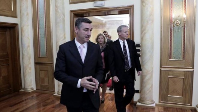 Veseli kërkon ndihmën e Quint’it për zhbllokimin e Kuvendit