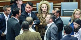 Ja çfarë ndodh nëse të gjithë deputetët e Opozitës ndjekin shembullin e Ramush Haradinajt