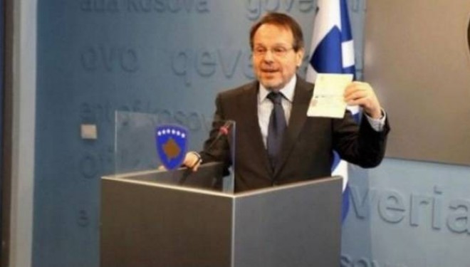 Punëtori i kryeministrit grek Tsipras punon për Thaçin
