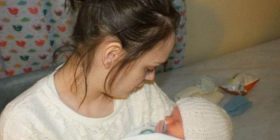 2-vjeçari i lindur pa tru thotë për herë të parë “mami” (Foto)