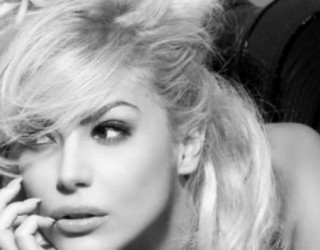 Marina edhe e lodhur edhe seksi (Foto)