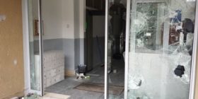 Prishtina gdhin me pasojat e protestave që eskaluan në dhunë